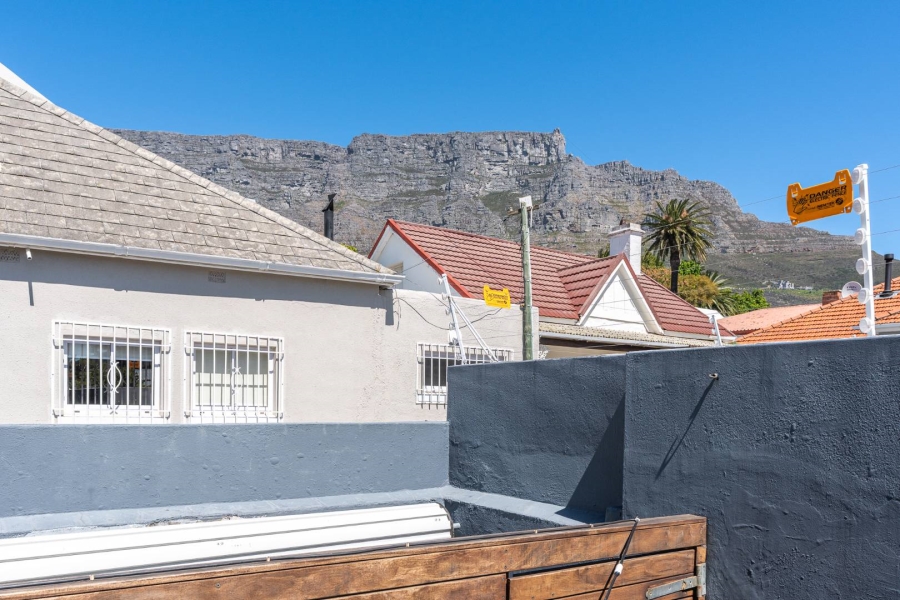 2 Bedroom Property for Sale in Oranjezicht Western Cape
